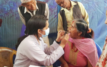 काठमाडौंको लामपोखरीमा केएमसीको निःशुल्क स्वास्थ्य शिविर